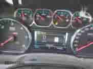 2018 GMC Sierra 1500 SLT z VIN 3GTP1NEC8JG200570, wystawiony jako IAAI lot #42879138 z przebiegiem 199 354 mil mil oraz . Historia ofert i sprzedaży dostępna na DreamBid. Obrazek 7.