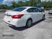 2016 Nissan Altima S z VIN 1N4AL3AP2GC258737, wystawiony jako IAAI lot #43444206 z przebiegiem 186 071 mil mil oraz . Historia ofert i sprzedaży dostępna na DreamBid. Obrazek 4.