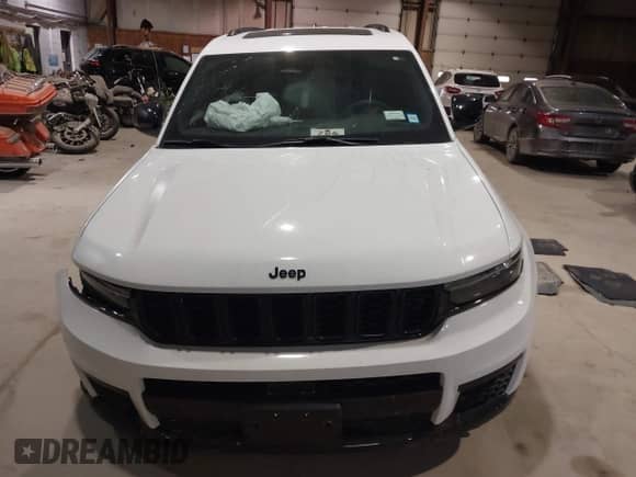 2023 Jeep Grand Cherokee Altitude with VIN 1C4RJKAG7P8701187, listed as a IAAI auction lot 41453016 with 44,961 mi miles and . Bid and sale history available at DreamBid. Image 12.