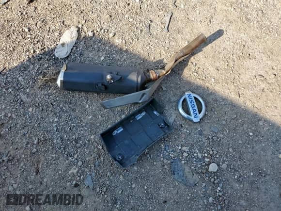 2018 Nissan Frontier SV z VIN 1N6AD0ER0JN737619, wystawiony jako Copart lot #68206975 z przebiegiem 102 238 mil mil oraz Szkoda całkowita • Salvage title. Historia ofert i sprzedaży dostępna na DreamBid. Obrazek 12.