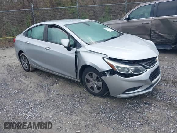 2018 Chevrolet Cruze LS с VIN 1G1BC5SM8J7111460, выставлен на аукционе IAAI как лот 41209427 с пробегом 89 637 миль миль и . История ставок и продаж доступна на DreamBid. Изображение 1.