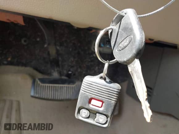 2007 Ford F-150 XLT с VIN 1FTPW14V17KC48684, выставлен на аукционе IAAI как лот 43400378 с пробегом 288 321 миль миль и . История ставок и продаж доступна на DreamBid. Изображение 11.