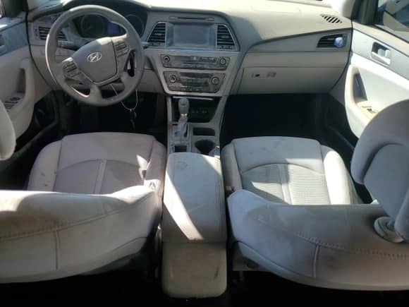 2016 Hyundai Sonata SE с VIN 5NPE24AF3GH372780, выставлен на аукционе Copart как лот 75303093 с пробегом 84 208 миль миль и Списание • Salvage title. История ставок и продаж доступна на DreamBid. Изображение 8.
