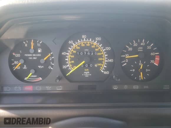 1988 Mercedes-Benz 300 с VIN WDBEA50D9JA698251, выставлен на аукционе Copart как лот 46977055 с пробегом 107 949 миль миль и Списание • Salvage title. История ставок и продаж доступна на DreamBid. Изображение 9.