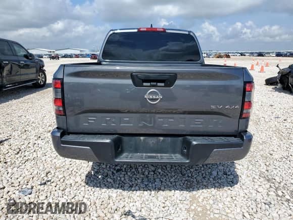 2022 Nissan Frontier Pro-4X z VIN 1N6ED1EK6NN673831, wystawiony jako Copart lot #63511135 z przebiegiem 58 586 mil mil oraz Szkoda całkowita • Salvage title. Historia ofert i sprzedaży dostępna na DreamBid. Obrazek 6.