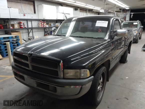 1996 Dodge 1500 с VIN 1B7HC16Y4TS712114, выставлен на аукционе IAAI как лот 42631054 с пробегом 239 178 миль миль и . История ставок и продаж доступна на DreamBid. Изображение 17.