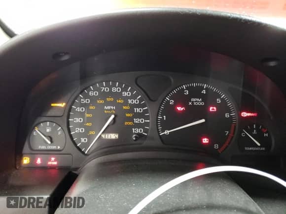 2003 Saturn VUE with VIN 5GZCZ53B83S874312, listed as a Copart auction lot 47039085 with 411,764 mi miles and Salvage title. Bid and sale history available at DreamBid. Image 9.