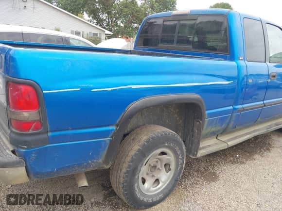 2001 Dodge 1500 with VIN 3B7HF13Y21M250539, listed as a IAAI auction lot 43094907 with 128,755 mi miles and . Bid and sale history available at DreamBid. Image 19.