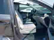 2019 Honda Odyssey LX z VIN 5FNRL6H27KB127002, wystawiony jako IAAI lot #43039064 z przebiegiem 133 950 mil mil oraz . Historia ofert i sprzedaży dostępna na DreamBid. Obrazek 5.