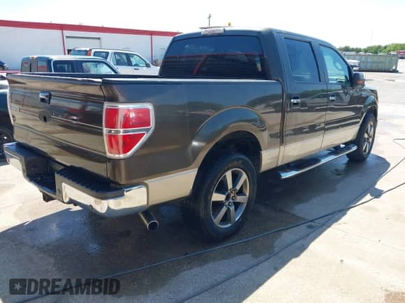 2009 Ford F-150 XL with VIN 1FTRW12849KC28499, listed as a IAAI auction lot 43088269 with 398,040 mi miles and . Bid and sale history available at DreamBid. Image 4.