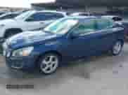 2012 Volvo S60 T5 с VIN YV1622FS1C2057349, выставлен на аукционе IAAI как лот 43264522 с пробегом 175 187 миль миль и . История ставок и продаж доступна на DreamBid. Изображение 2.
