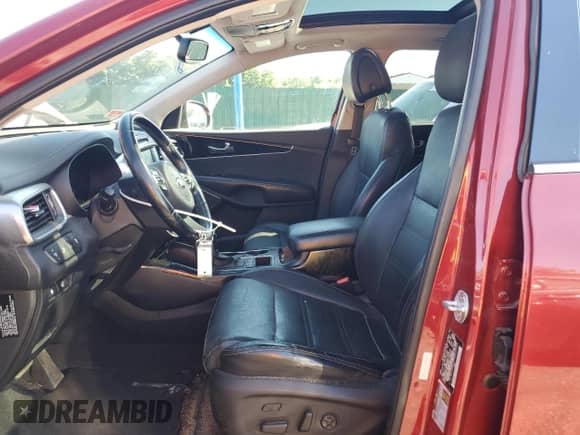 2016 Kia Sorento SXL z VIN 5XYPKDA57GG081853, wystawiony jako Copart lot #69962065 z przebiegiem 109 996 mil mil oraz Szkoda całkowita • Salvage title. Historia ofert i sprzedaży dostępna na DreamBid. Obrazek 7.