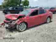 2023 Toyota Camry LE z VIN 4T1C11AK9PU172798, wystawiony jako Copart lot #64280385 z przebiegiem 69 738 mil mil oraz Nie do naprawy • Non repairable. Historia ofert i sprzedaży dostępna na DreamBid. Obrazek 1.