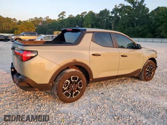 2024 Hyundai Santa Cruz SE с VIN 5NTJA4DEXRH124082, выставлен на аукционе Copart как лот 70489085 с пробегом 25 626 миль миль и Списание • Salvage title. История ставок и продаж доступна на DreamBid. Изображение 3.