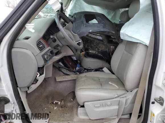 2011 Chevrolet Suburban LTZ with VIN 1GNSCKE09BR398898, listed as a Copart auction lot 49628195 with Not provided miles and Salvage title. Bid and sale history available at DreamBid. Image 7.