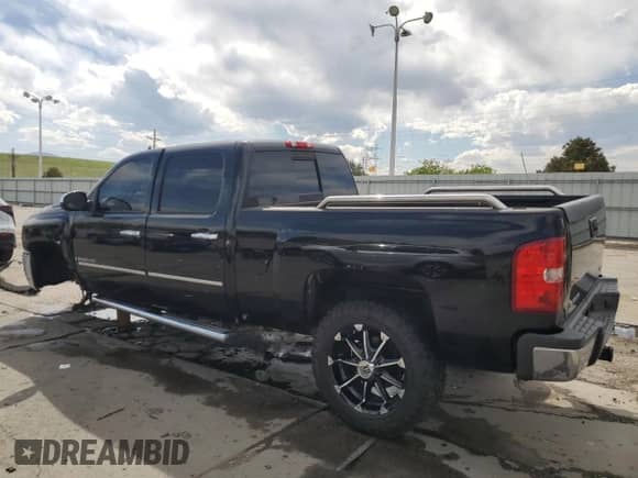 2008 Chevrolet Silverado 2500HD LTZ с VIN 1GCHK23K68F127866, выставлен на аукционе Copart как лот 58384995 с пробегом 313 635 миль миль и Списание • Salvage title. История ставок и продаж доступна на DreamBid. Изображение 2.