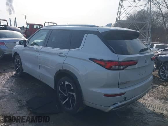 2023 Mitsubishi Outlander SEL with VIN JA4J4VA83PZ037828, listed as a IAAI auction lot 41615088 with 14,053 mi miles and . Bid and sale history available at DreamBid. Image 3.
