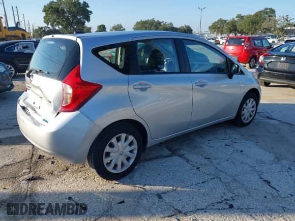 2016 Nissan Note S with VIN 3N1CE2CP8GL361608, listed as a IAAI auction lot 42998443 with 149,927 mi miles and . Bid and sale history available at DreamBid. Image 4.