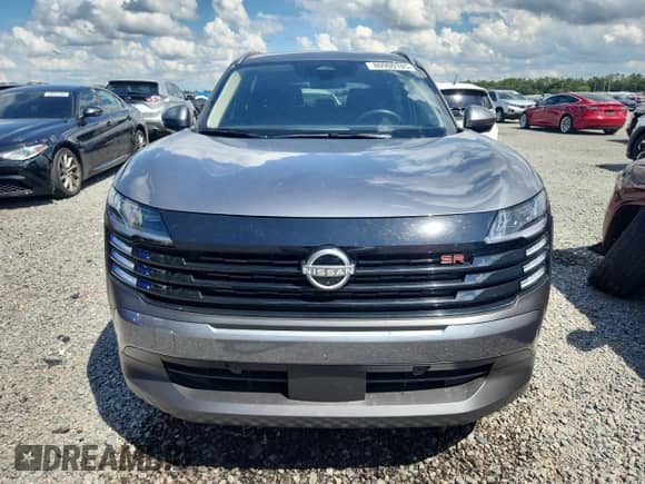 2025 Nissan Kicks SR z VIN 3N8AP6DA3SL369483, wystawiony jako Copart lot #80900185 z przebiegiem 2 674 mil mil oraz Szkoda całkowita • Salvage title. Historia ofert i sprzedaży dostępna na DreamBid. Obrazek 5.