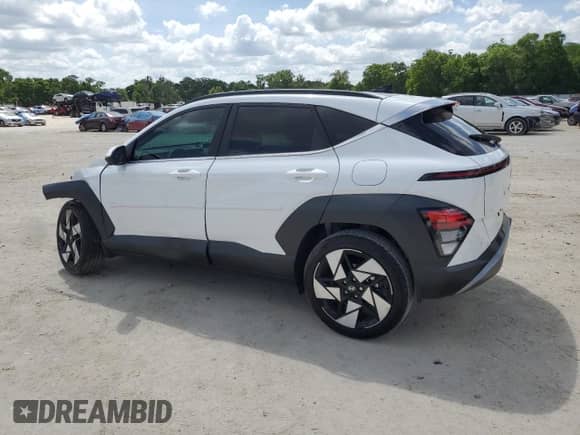 2025 Hyundai Kona Limited с VIN KM8HE3A32SU232069, выставлен на аукционе Copart как лот 51707195 с пробегом 1 027 миль миль и На запчасти • Non repairable. История ставок и продаж доступна на DreamBid. Изображение 2.
