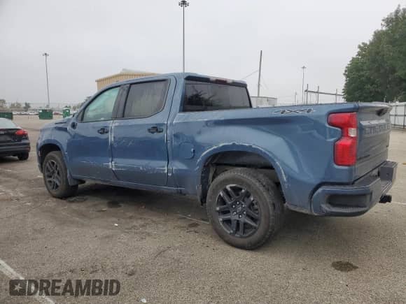2024 Chevrolet Silverado 1500 Custom z VIN 1GCPDBEK7RZ287063, wystawiony jako Copart lot #70842225 z przebiegiem 26 135 mil mil oraz Szkoda całkowita • Salvage title. Historia ofert i sprzedaży dostępna na DreamBid. Obrazek 2.