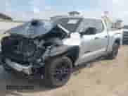2023 Toyota Tundra SR5 с VIN 5TFLA5DAXPX063117, выставлен на аукционе IAAI как лот 42428620 с пробегом 60 409 миль миль и . История ставок и продаж доступна на DreamBid. Изображение 2.