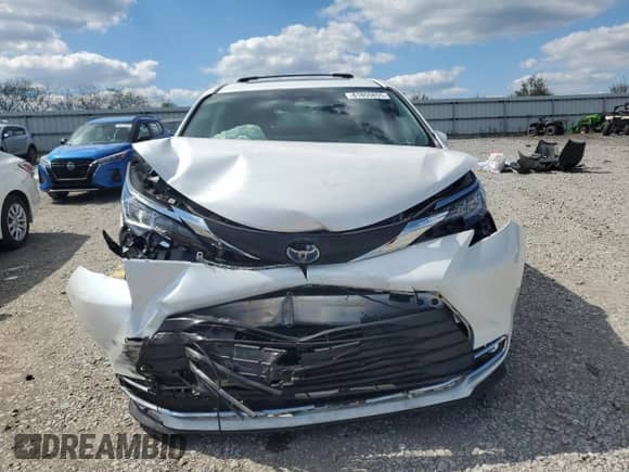2023 Toyota Sienna XLE с VIN 5TDJRKEC3PS177528, выставлен на аукционе Copart как лот 81855855 с пробегом 27 583 миль миль и Списание • Salvage title. История ставок и продаж доступна на DreamBid. Изображение 5.