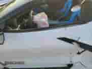 2020 Chevrolet Corvette 3LT z VIN 1G1Y83D44L5000903, wystawiony jako Copart lot #43252945 z przebiegiem Nie podano mil oraz Nie do naprawy • Non repairable. Historia ofert i sprzedaży dostępna na DreamBid. Obrazek 7.