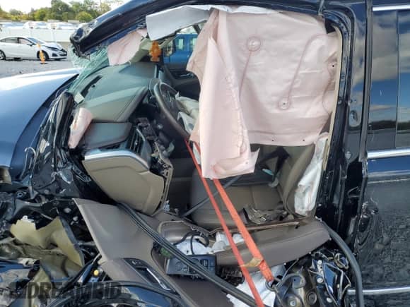 2019 Chevrolet Tahoe LT with VIN 1GNSKBKC5KR251561, listed as a Copart auction lot 86676745 with Not provided miles and Salvage title. Bid and sale history available at DreamBid. Image 7.