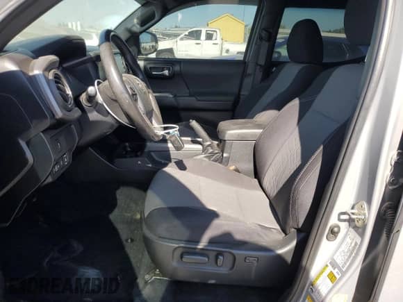 2020 Toyota Tacoma SR5 с VIN 3TMBZ5DN6LM026525, выставлен на аукционе Copart как лот 63804245 с пробегом 37 290 миль миль и Чистый • Clean title. История ставок и продаж доступна на DreamBid. Изображение 7.