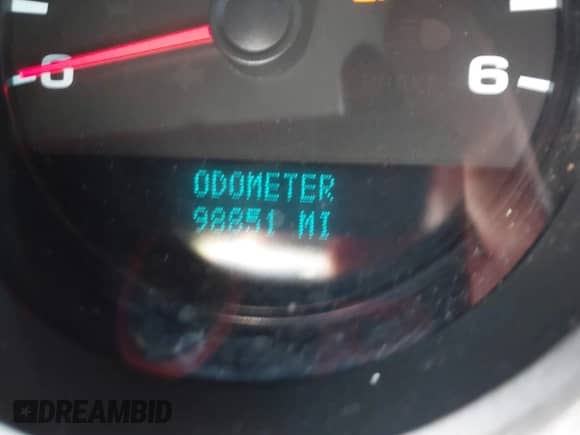 2013 Chevrolet Silverado 1500 Work Truck с VIN 1GCRKPE0XDZ221819, выставлен на аукционе IAAI как лот 43196403 с пробегом 98 851 миль миль и . История ставок и продаж доступна на DreamBid. Изображение 15.