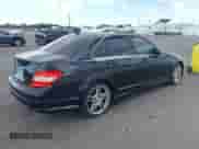 2009 Mercedes-Benz C 300 Sport с VIN WDDGF54X49F225037, выставлен на аукционе IAAI как лот 43177105 с пробегом 227 516 миль миль и . История ставок и продаж доступна на DreamBid. Изображение 4.