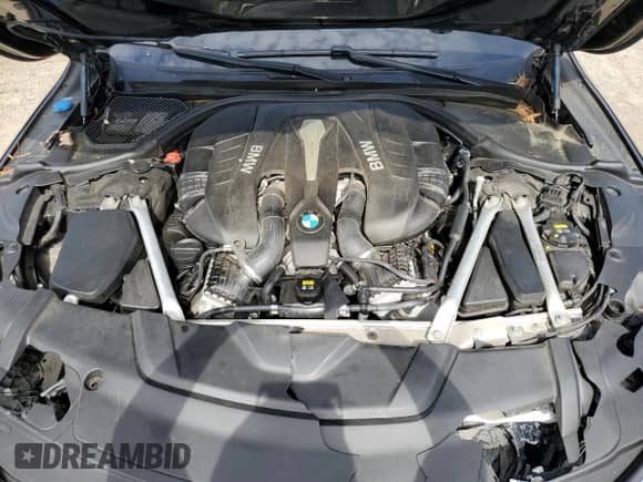 2019 BMW 7 Series 750i xDrive with VIN WBA7B0C54KG527501, listed as a Copart auction lot 56208675 with 34,471 mi miles and Salvage title. Bid and sale history available at DreamBid. Image 11.