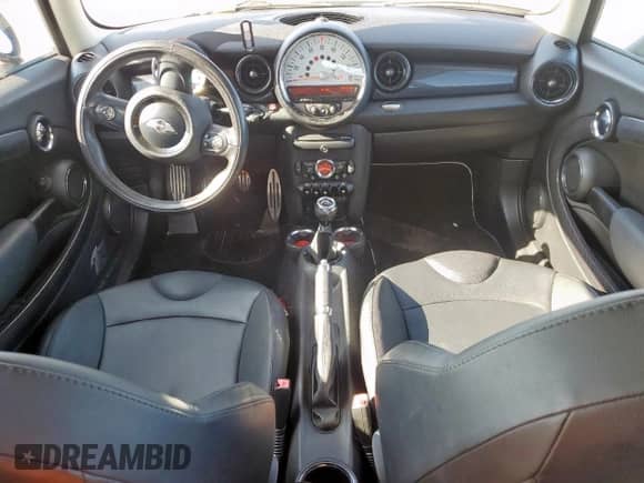 2012 MINI Hardtop S with VIN WMWSV3C50CTY25944, listed as a Copart auction lot 62837575 with 73,618 mi miles and Salvage title. Bid and sale history available at DreamBid. Image 8.