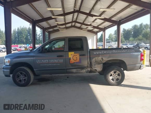 2007 Dodge 1500 SLT with VIN 1D7HU18237S254793, listed as a IAAI auction lot 43136825 with 260,403 mi miles and . Bid and sale history available at DreamBid. Image 14.