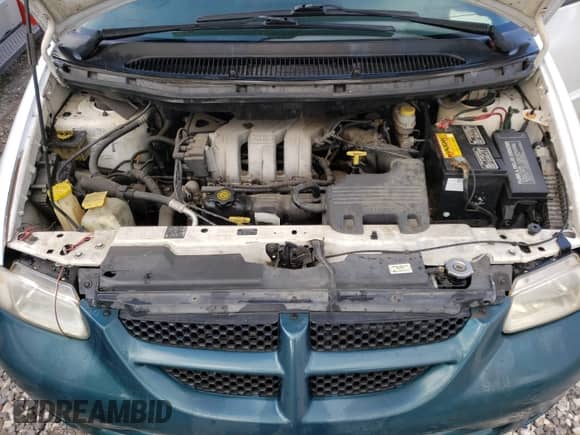 2000 Dodge Caravan ES with VIN 1B4GP74L7YB645653, listed as a Copart auction lot 54732250 with 166,274 mi miles and Non repairable. Bid and sale history available at DreamBid. Image 7.