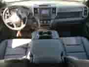 2024 Ram 1500 Tradesman z VIN 1C6SRECG3RN194874, wystawiony jako Copart lot #69112194 z przebiegiem 6 304 mil mil oraz Szkoda całkowita • Salvage title. Historia ofert i sprzedaży dostępna na DreamBid. Obrazek 8.