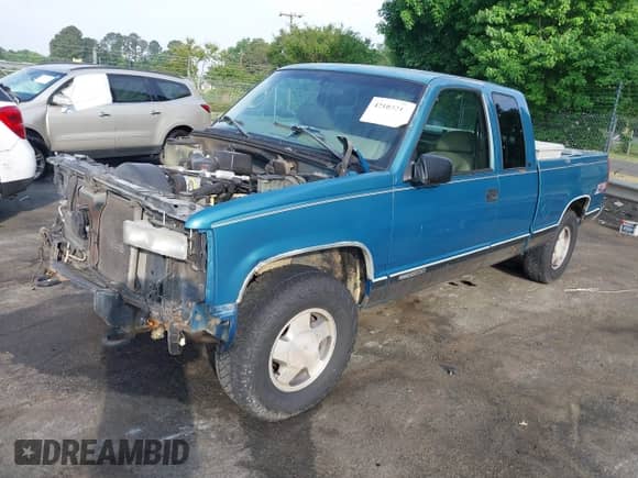 1998 GMC Sierra 1500 с VIN 2GTEK19R4W1500523, выставлен на аукционе IAAI как лот 42103217 с пробегом 433 455 миль миль и . История ставок и продаж доступна на DreamBid. Изображение 22.