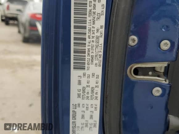 2010 Dodge 1500 Sport с VIN 1D7RV1CT7AS165382, выставлен на аукционе Copart как лот 67136255 с пробегом 189 524 миль миль и Списание • Salvage title. История ставок и продаж доступна на DreamBid. Изображение 12.