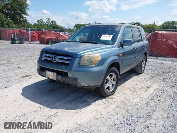 2006 Honda Pilot EX-L z VIN 5FNYF28776B004779, wystawiony jako IAAI lot #42892217 z przebiegiem 184 674 mil mil oraz . Historia ofert i sprzedaży dostępna na DreamBid. Obrazek 2.