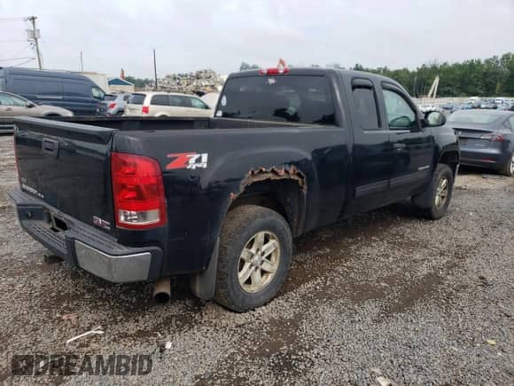 2010 GMC Sierra 1500 SLE с VIN 1GTSKVE3XAZ289856, выставлен на аукционе Copart как лот 68783435 с пробегом 239 341 миль миль и Чистый • Clean title. История ставок и продаж доступна на DreamBid. Изображение 3.