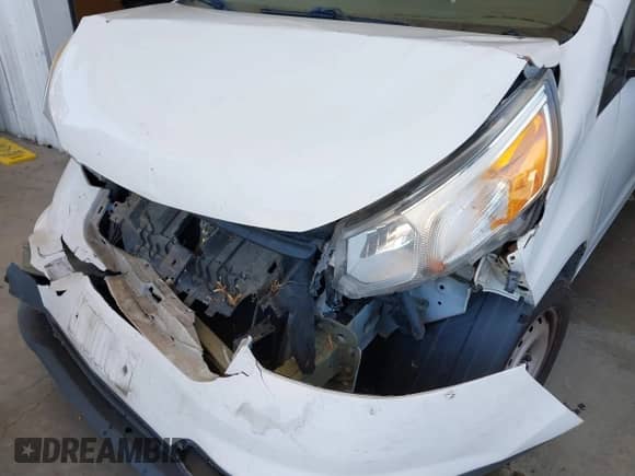2015 Chevrolet City Express Cargo LT z VIN 3N63M0ZN2FK720561, wystawiony jako IAAI lot #40116829 z przebiegiem 201 898 mil mil oraz . Historia ofert i sprzedaży dostępna na DreamBid. Obrazek 6.