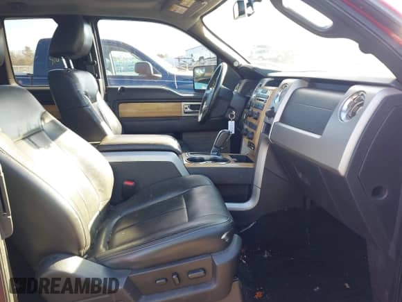 2011 Ford F-150 XL z VIN 1FTFX1EF3BFD22933, wystawiony jako IAAI lot #41622728 z przebiegiem 171 661 mil mil oraz . Historia ofert i sprzedaży dostępna na DreamBid. Obrazek 5.