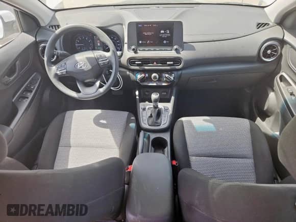 2023 Hyundai Kona SE с VIN KM8K2CAB2PU023055, выставлен на аукционе Copart как лот 66521995 с пробегом 38 954 миль миль и Списание • Salvage title. История ставок и продаж доступна на DreamBid. Изображение 8.