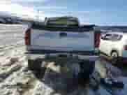 2007 Chevrolet Silverado 2500HD LT1 z VIN 1GCHK23D37F179391, wystawiony jako Copart lot #45162645 z przebiegiem 244 467 mil mil oraz Czysty tytuł • Clean title. Historia ofert i sprzedaży dostępna na DreamBid. Obrazek 6.