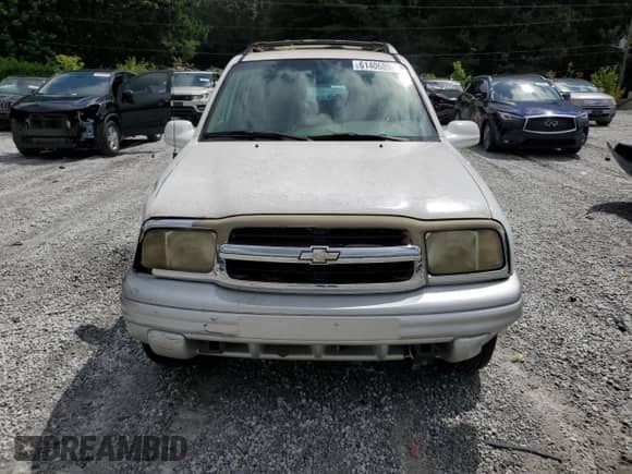 2002 Chevrolet Tracker LT with VIN 2CNBJ634126907949, listed as a Copart auction lot 61406895 with 218,423 mi miles and Clean title. Bid and sale history available at DreamBid. Image 5.