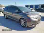 2017 Toyota Sienna XLE with VIN 5TDYZ3DC7HS893002, listed as a Copart auction lot 86320865 with 82,058 mi miles and Salvage title. Bid and sale history available at DreamBid. Image 4.