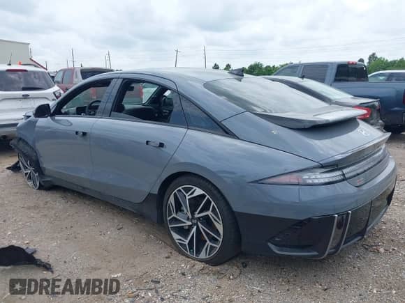 2024 Hyundai Ioniq 6 Limited с VIN KMHM54AC7RA058550, выставлен на аукционе IAAI как лот 42300937 с пробегом 9 889 миль миль и . История ставок и продаж доступна на DreamBid. Изображение 3.