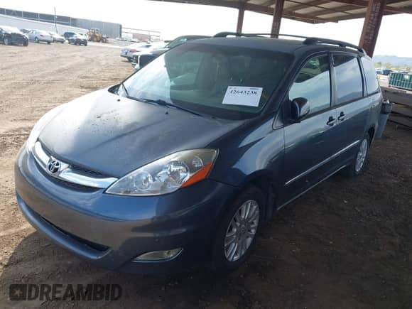 2010 Toyota Sienna XLE с VIN 5TDYK4CC8AS330543, выставлен на аукционе IAAI как лот 42643238 с пробегом 156 768 миль миль и . История ставок и продаж доступна на DreamBid. Изображение 17.