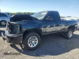 2012 Chevrolet Silverado 1500 Work Truck z VIN 1GCNKPEAXCZ193266, wystawiony jako Copart lot #70487554 z przebiegiem 114 134 mil mil oraz Czysty tytuł • Clean title. Historia ofert i sprzedaży dostępna na DreamBid. Obrazek 1.